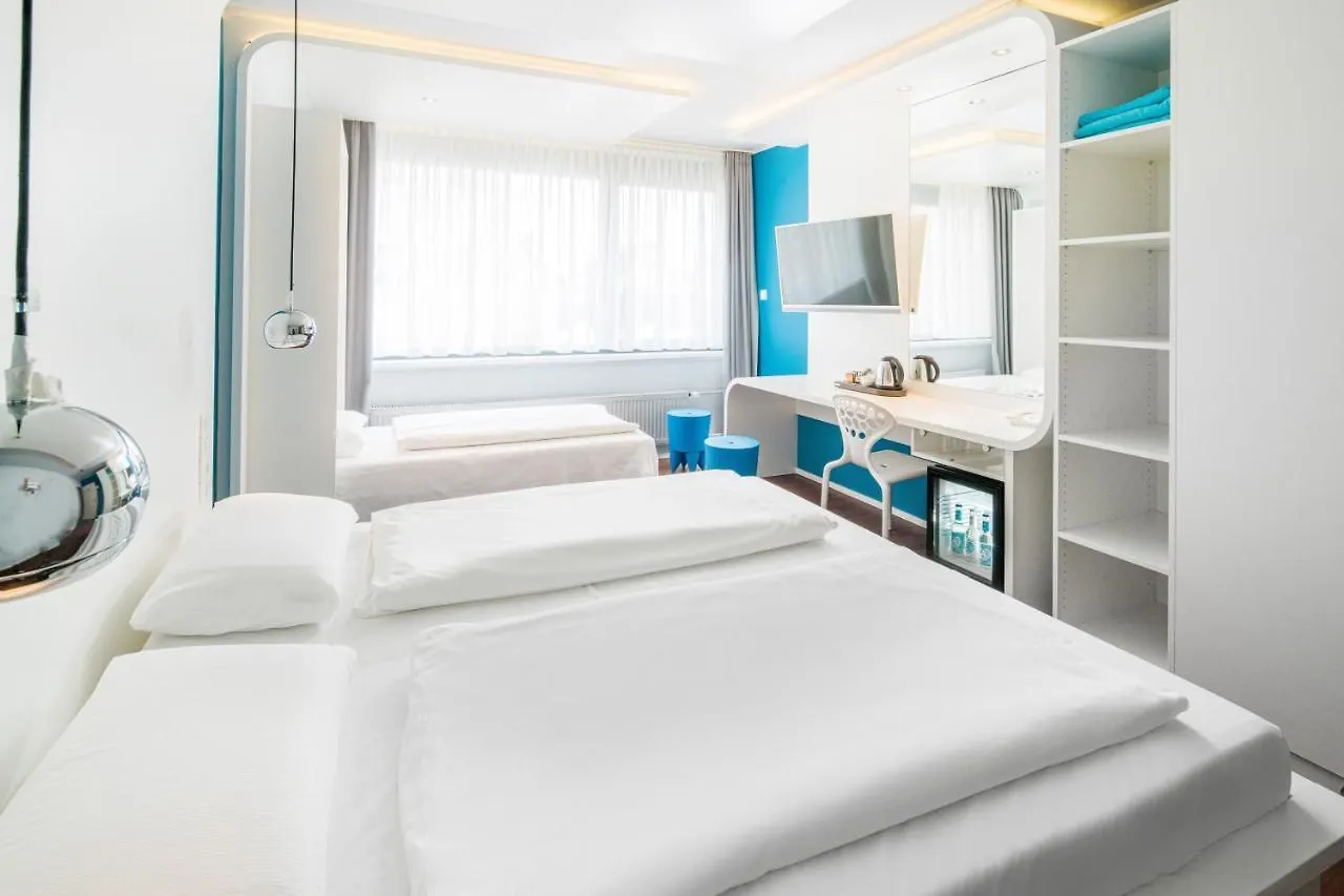 Hotel Knorz Zirndorf 3*,